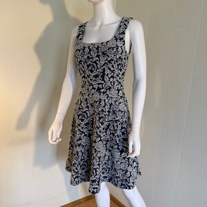 Brixton Ivy Medium NWT Scoop Neck Sleeveless Dress Textured Pattern Navy/Grey